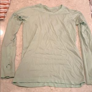 Lululemon mint long sleeve t shirt